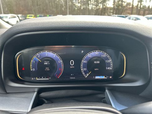 New 2025 Jeep Wagoneer L Series II w/ Premium Group I image 30