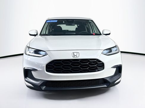 Certified 2024 Honda HR-V LX image 3