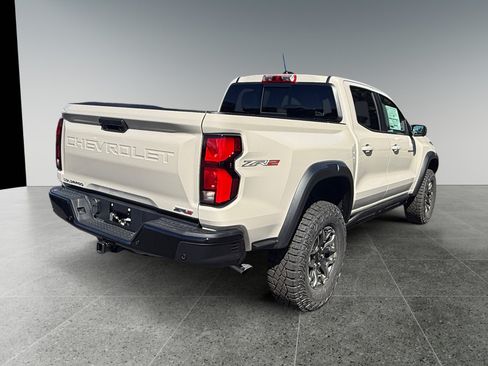 New 2026 Chevrolet Colorado ZR2 w/ Technology Package AWD/4WD image 5