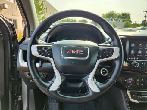 Used 2023 GMC Terrain SLT w/ LPO, Floor Liner Package AWD/4WD image 26
