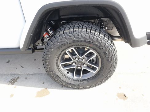 New 2026 Jeep Gladiator Mojave image 19