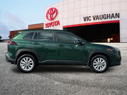 New 2026 Toyota Corolla Cross LE FWD image 40