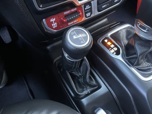 New 2026 Jeep Wrangler Unlimited Rubicon image 34