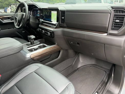 Used 2025 Chevrolet Silverado 1500 RST w/ All Star Edition Plus AWD/4WD image 30