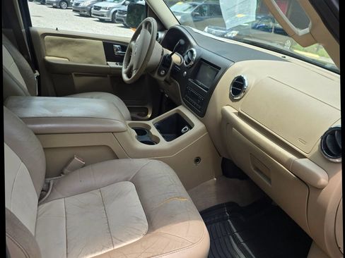 Used 2006 Ford Expedition Eddie Bauer RWD image 6