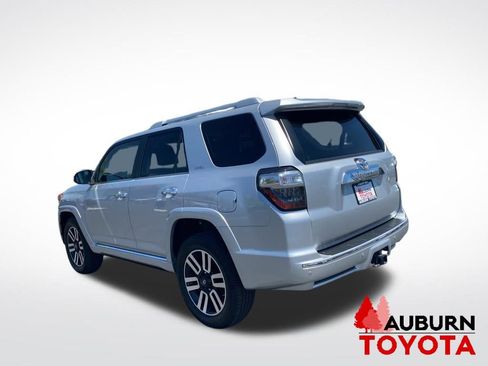 Used 2018 Toyota 4Runner Limited AWD/4WD image 5