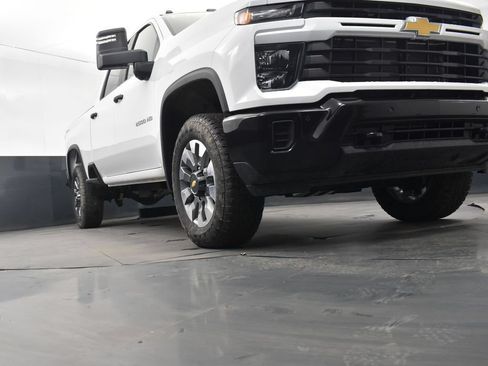 New 2026 Chevrolet Silverado 2500 Custom w/ Custom Value Package AWD/4WD image 18