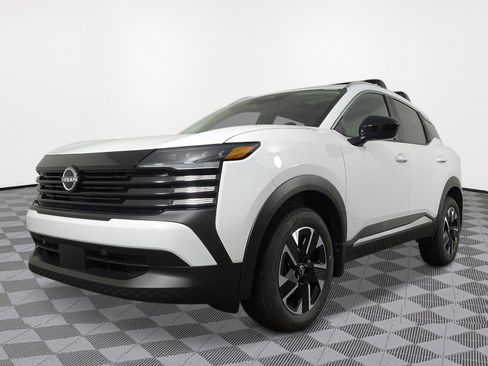 New 2026 Nissan Kicks SV w/ SV Premium Package image 8