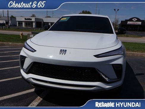 Used 2024 Buick Envista Sport Touring w/ Convenience I Package image 9