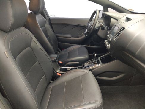 Used 2017 Kia Forte SX FWD image 21