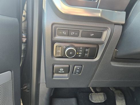 Used 2023 Ford F150 Lariat w/ Equipment Group 502A High AWD/4WD image 13