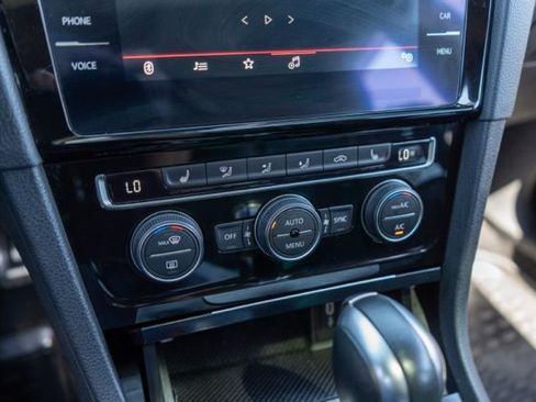 Used 2021 Volkswagen GTI Autobahn FWD image 23