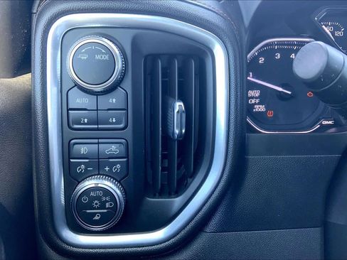 Used 2021 GMC Sierra 1500 AT4 w/ AT4 Preferred Package image 32