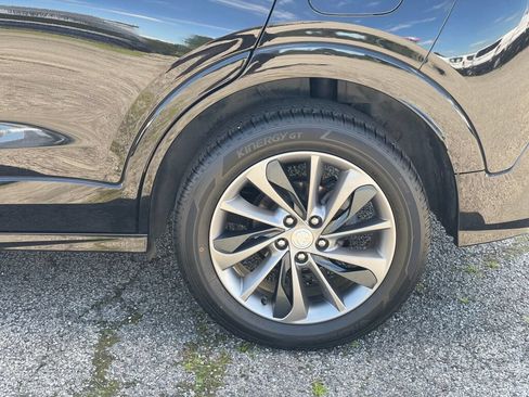 Used 2022 Buick Encore GX Select w/ Sport Touring Package FWD image 35