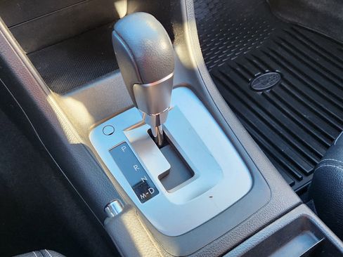 Used 2014 Subaru Crosstrek 2.0i Limited w/ Popular Package #2 image 24