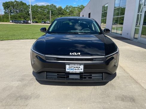 New 2026 Kia K4 FWD image 3