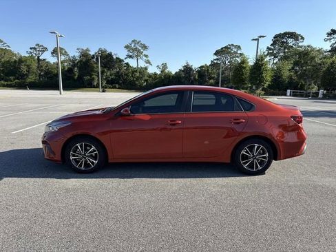 Used 2023 Kia Forte LXS FWD image 6