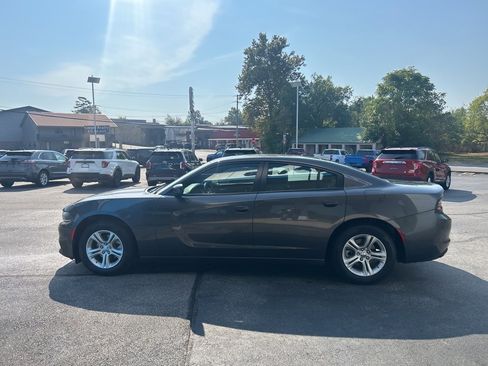 Used 2022 Dodge Charger SXT image 6