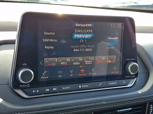 Used 2021 Nissan Rogue SV image 17