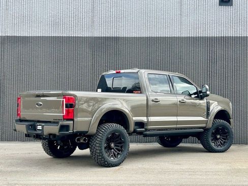 New 2026 Ford F250 Lariat w/ Black Appearance Package image 5