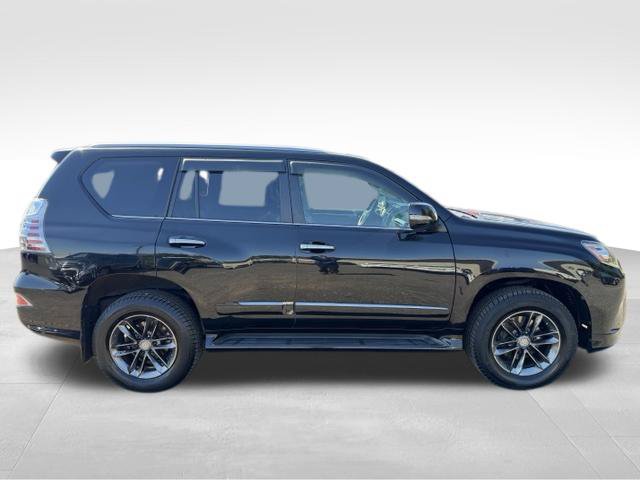 Used 2015 Lexus GX 460 w/ Premium Package AWD/4WD image 8