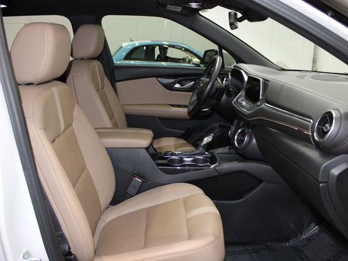 Used 2022 Chevrolet Blazer Premier w/ Enhanced Convenience Package image 17