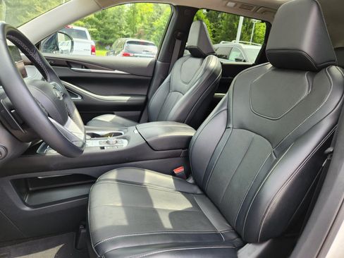 Used 2023 INFINITI QX60 Sensory w/ Cargo Package AWD/4WD image 10