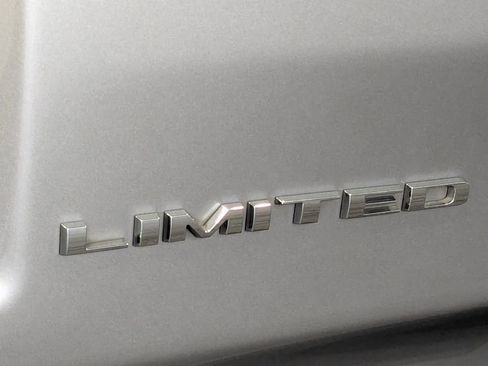 Used 2020 RAM 1500 Limited image 12