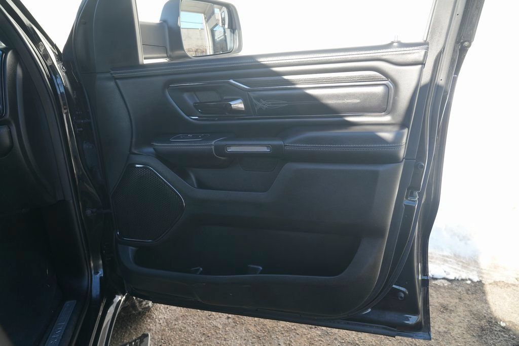 Used 2022 RAM 1500 Limited AWD/4WD image 28