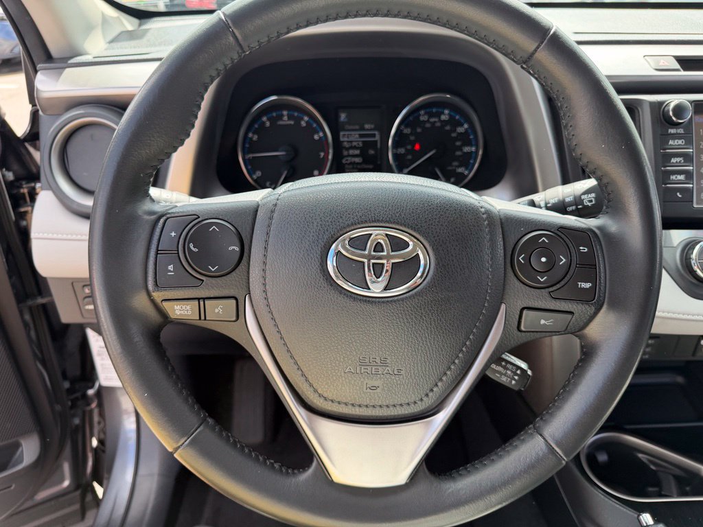 Used 2017 Toyota RAV4 Limited FWD image 27