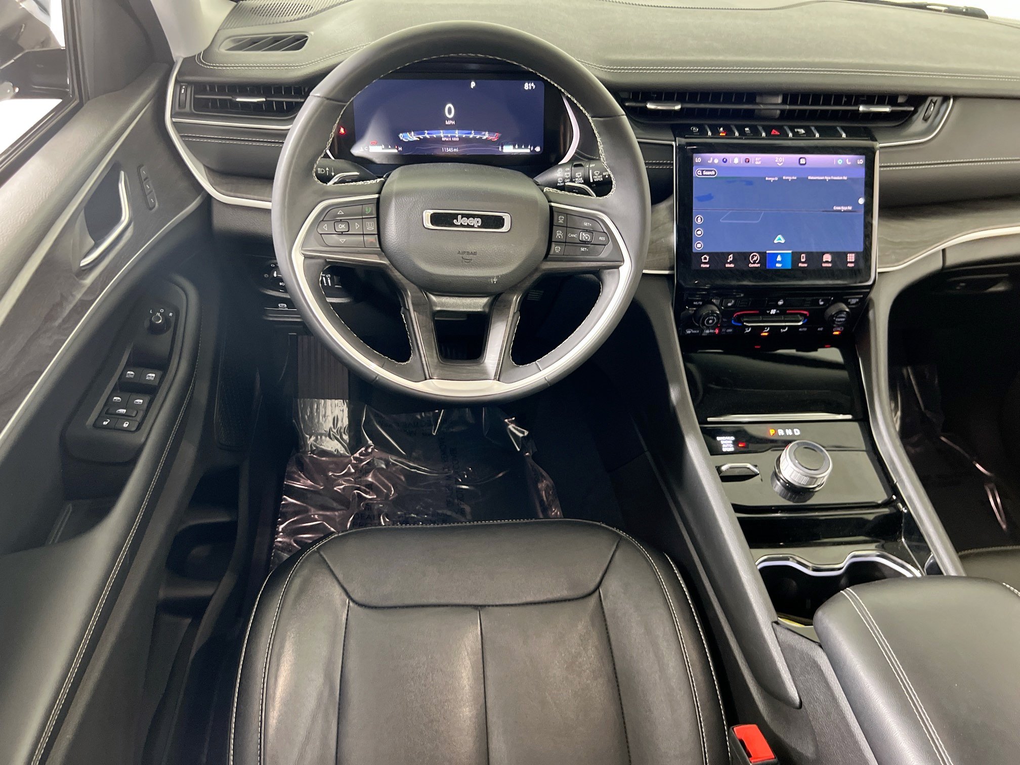 Used 2023 Jeep Grand Cherokee Limited AWD/4WD image 22