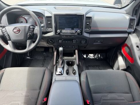 Used 2024 Nissan Frontier PRO-4X w/ Pro Convenience Package AWD/4WD image 28