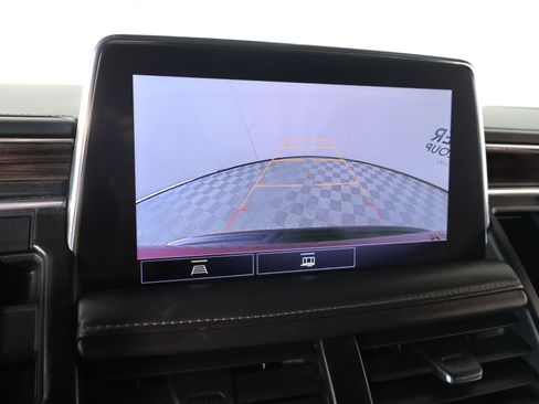 Used 2021 Chevrolet Tahoe Z71 AWD/4WD image 6