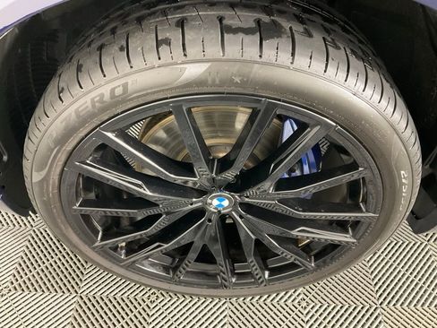 Used 2025 BMW X5 xDrive40i w/ Executive Package image 9