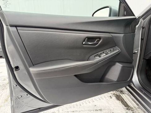 Certified 2025 Nissan Sentra S image 16