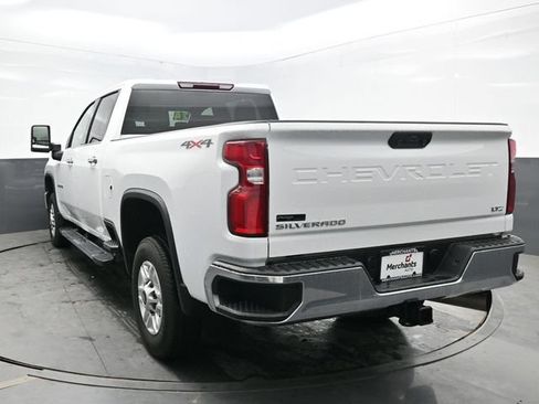 Used 2024 Chevrolet Silverado 2500 LTZ AWD/4WD image 5