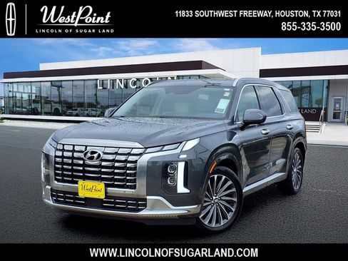 Used 2023 Hyundai Palisade Calligraphy FWD image 1