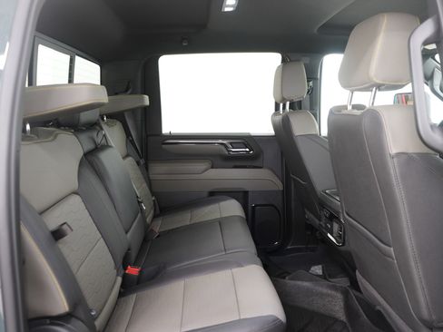 Used 2026 Chevrolet Silverado 2500 ZR2 image 14