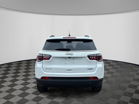 Certified 2022 Jeep Compass Latitude w/ Convenience Group AWD/4WD image 6