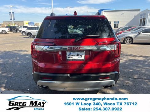 Used 2023 GMC Acadia SLT AWD/4WD image 6