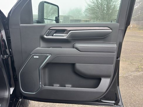 New 2026 Chevrolet Silverado 3500 LTZ w/ LTZ Convenience Package image 12