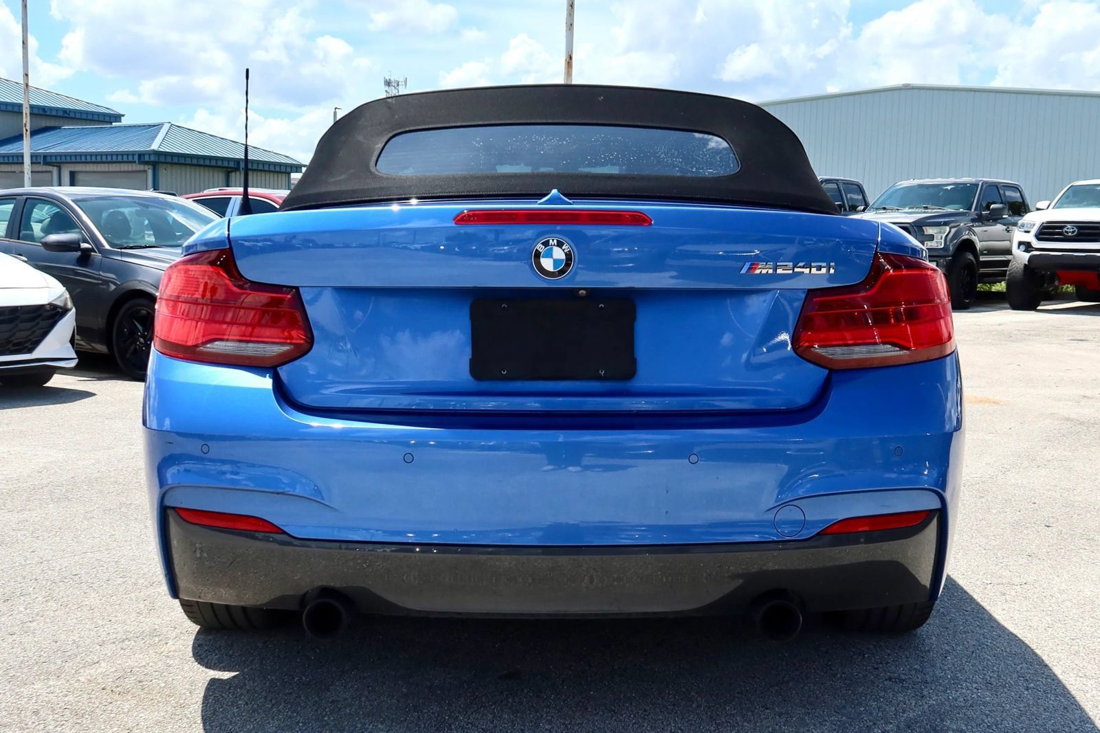 Used 2018 BMW M240i Convertible RWD image 3