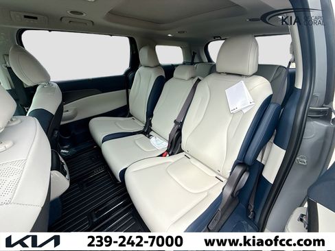 New 2026 Kia Carnival SX image 22