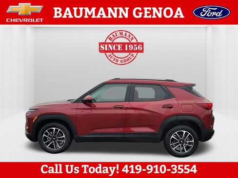 Used 2025 Chevrolet TrailBlazer LT image 12