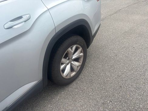Used 2018 Volkswagen Atlas SEL FWD image 10