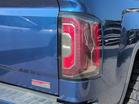 Used 2017 GMC Sierra 1500 SLT AWD/4WD image 12