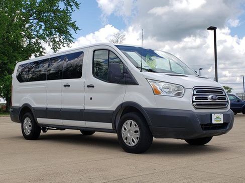 Used 2015 Ford Transit 350 XLT image 8