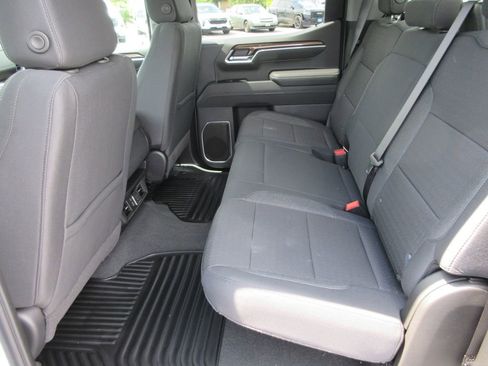 New 2026 Chevrolet Silverado 1500 LT AWD/4WD image 15
