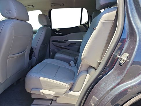 Used 2020 GMC Acadia SLT FWD image 11