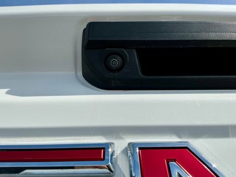 Used 2024 GMC Canyon AT4X image 15